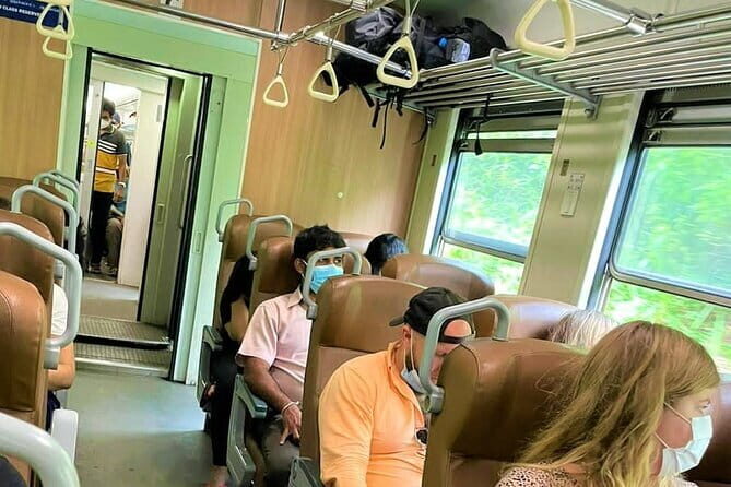 Kandy to Nanuoya (Nuwaraeliya) by Train - Reserved Seats - Tea Country On Rails: Kandy to Nanuoya in Real Time