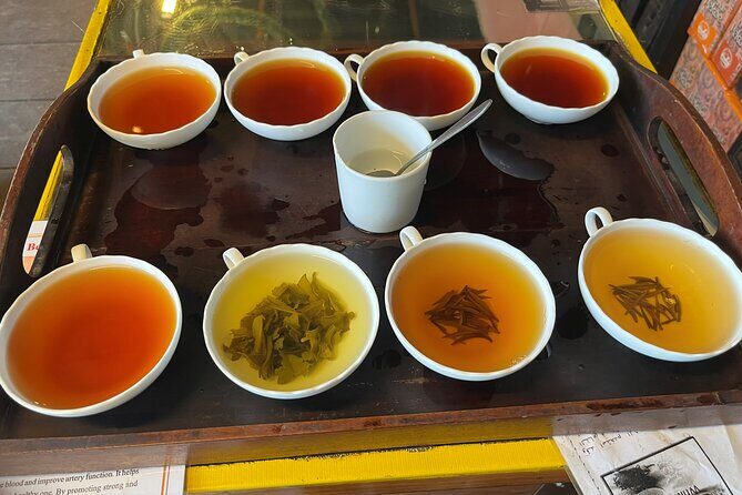 Kandy to Nuwara Eliya Private Day Tour: Tea Factory& Gregory Lake - Stop 3: Nuwara Eliya Post Office and that red-brick charm