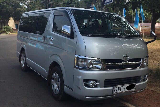 Luxury Private Van and Car Hire in Srilanka - The Meeting Point Setup That Helps on Arrival Day