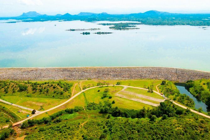 Maduru Oya National Park Private Safari with Naturalist - The elephant habitat and Kuda Sigiriya area: what you’re likely to feel