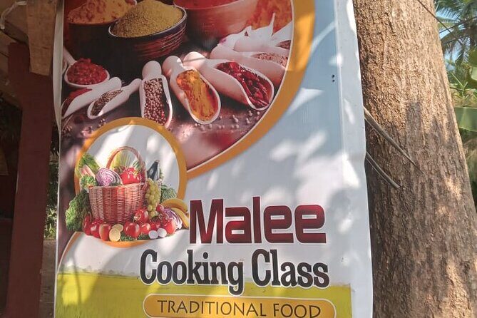 Malee Cookery Lessons - The Menu: 8 Curries, Sambal Side Dishes, and a Seafood Dish