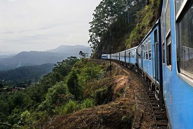 Nanu Oya to Ella train ride on (Train No: 1005 "Podi Menike") - The Hatton to Haputale Segment: The View You Want Window-Side