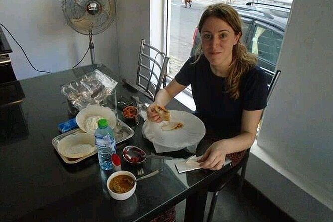 Negombo Express Food Tour with 7+ Tastings - Price and value: $36 for a lot of food time