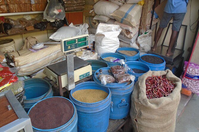 Negombo Express Food Tour with 7+ Tastings - Timing, weather, and what to wear