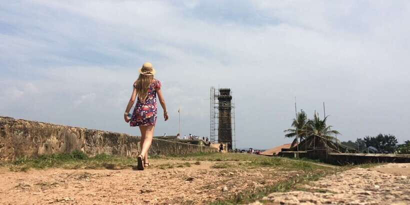 Negombo: Turtle hatchery, River safari, moon stone & Galle - Turtle hatchery at Kosgoda: where conservation starts before the sea