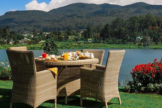 Nuwara Eliya from Kandy by Train - The Peradeniya → Nanuoya train ride: the part you’ll remember