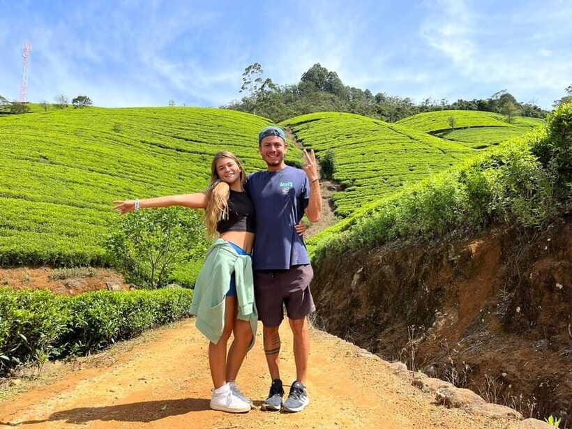 Nuwara Eliya Tuk-Tuk Tour Tea Picking,Tasting &Ramboda Falls - Puna Ella Falls viewpoint: another wow moment without the same commitment