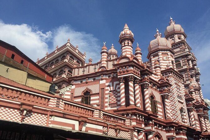 Original Tuk Tuk Safari Afternoon Tour - Gangaramaya Temple near Beira Lake: the architecture lesson you didn’t plan