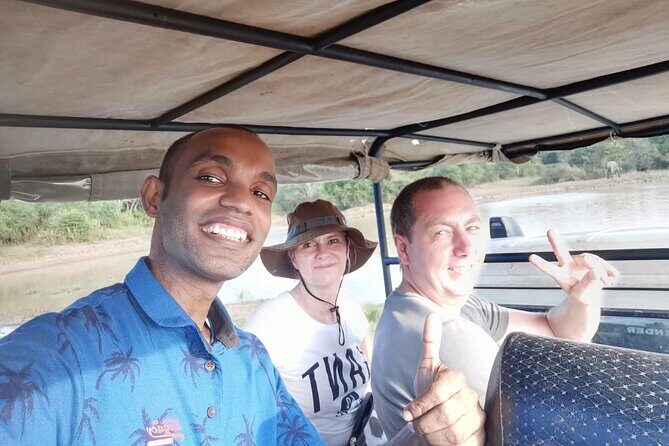 Paradise Udawalawe Safari Tours - Getting Into the Park: Tickets and the Morning Flow