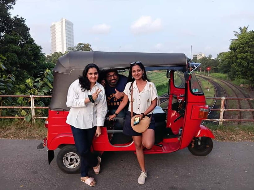 Personal Guided Colombo City Tour by Tuk Tuk - All Inclusive - Pettah Market and Colombo Fort viewpoint: street life and a better sense of the city