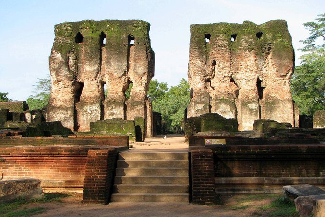 Polonnaruwa Day Tour with Lunch by Mahaweli - Gal Vihara: The Rock-Temple Stop You’ll Remember