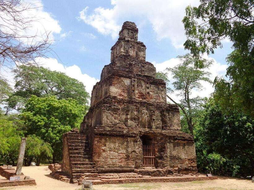 Polonnaruwa: Private Guided Cycling Tour with Hotel Pickup - How long is enough? A 4-hour Polonnaruwa loop that doesn’t drain you