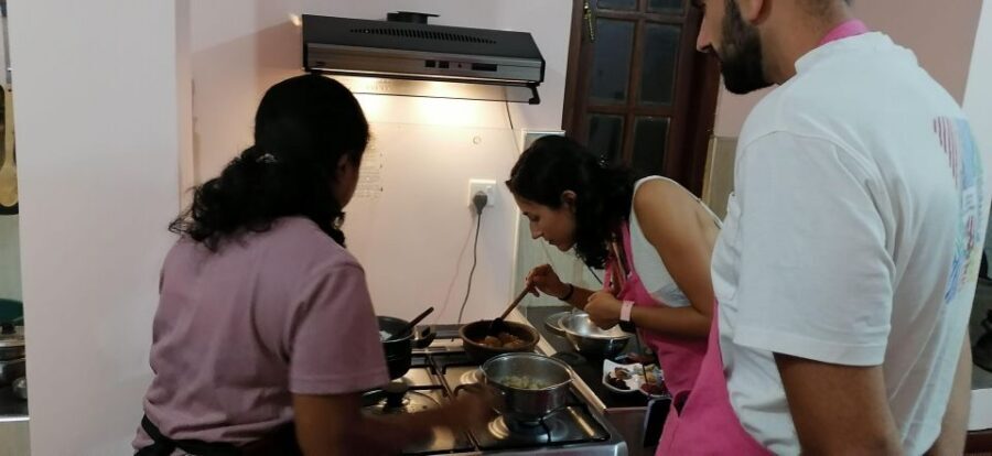 Private cooking class - Personalized classic menu - Hotel pickup and drop-off: how the logistics feel on the ground