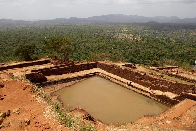Private Day Tour from Kandy to Sigiriya and Dambulla Cave temple - Timing and Pacing: How to Make 10 Hours Feel Like More