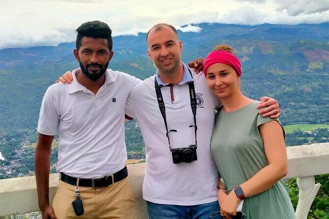 Private Multi Day Tour from Sri Lanka - Day 3: Dambulla Cave Temple and Kandy’s Sacred Tooth Relic