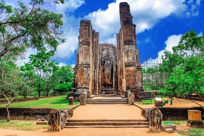 Private Polonnaruwa Sightseeing Day Tour from Sigiriya - Should you book this Polonnaruwa private day tour?