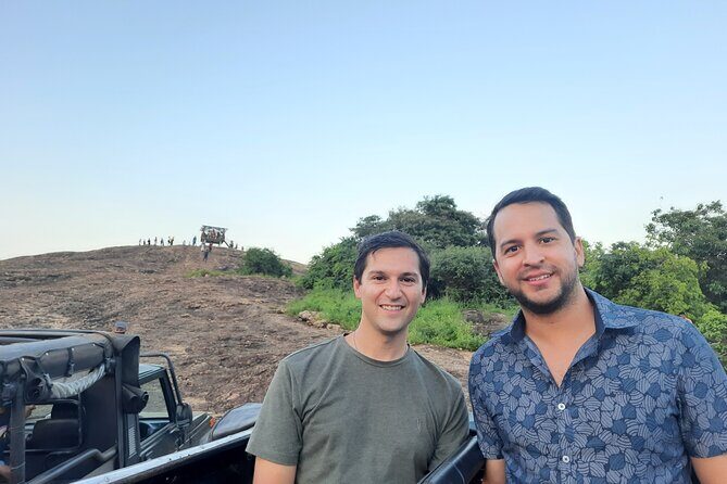 Private Sigiriya Day Tour and Authentic Sri Lankan Lunch Buffet - Sigiriya Rock Fortress: Ancient Rock Power and Stairs