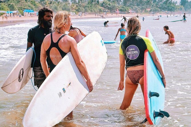 PRIVATE Surf Lesson for Intermediate - Catching unbroken waves and riding open faces left or right