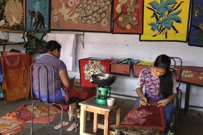 Private Tuk-Tuk Village Tour - From Bentota Hotels - Stop 4: Dedduwa village area and the charm (plus sales pressure)
