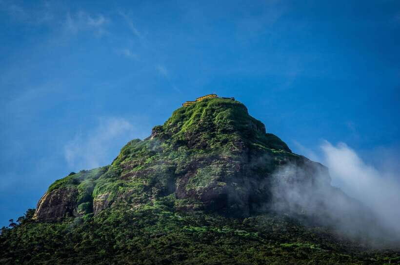 Sacred Sunrise Adventure: Adam’s Peak Day Tour - Pickup at 6 PM: The Start That Sets the Mood