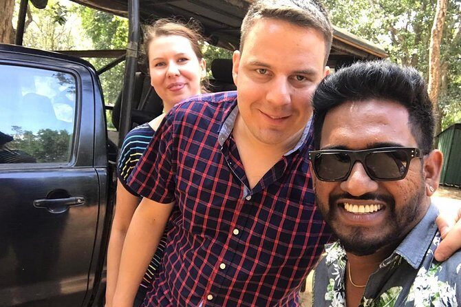 Safari at Wilpattu National Park from Negombo (All inclusive day tour) - What to pack (so you don’t waste safari moments)