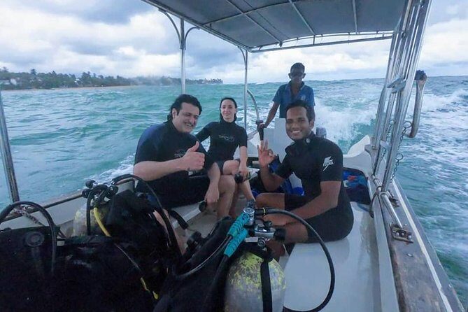 Scuba Diving at Unawatuna - Safety and comfort with PADI-certified instructors