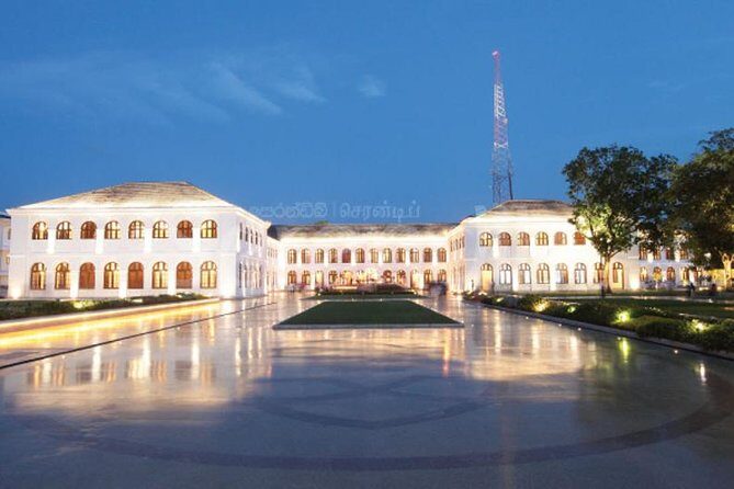 Shore Excursion Colombo City Tour Highlights - BMICH and Laksala: architecture break and real shopping time