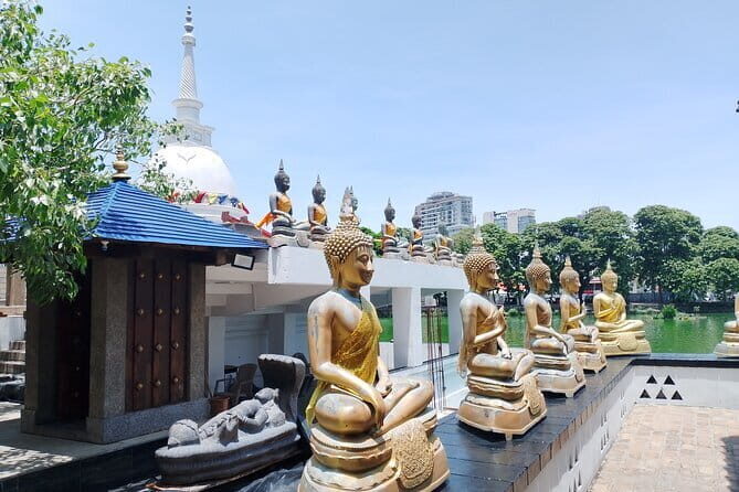 Shore Excursion Colombo Port to Mount Lavinia Beach & Colombo city For 4 - 6 Pax - Gangaramaya Buddhist Temple: a calm hour with cultural focus