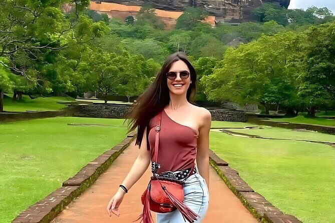 Sigiriya and Dambulla Day Tour from Colombo - Colombo pickup to the UNESCO route: how the day flows