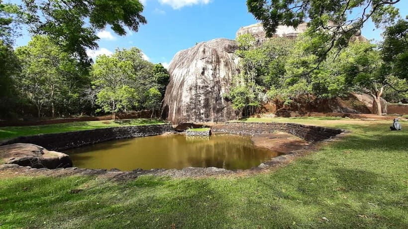 Sigiriya & Dambulla: All Inclusive Day Tour - Sigiriya Museum: why the extra hour can make the climb click