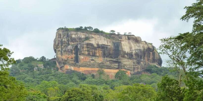 Sigiriya & Dambulla: All Inclusive Day Tour - Lunch and pacing: a needed reset between caves and shops