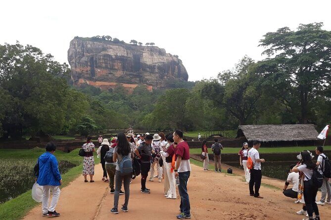 Sigiriya, Dambulla and Minneriya National Park Private Tour In - What to pack for a long UNESCO + elephant day