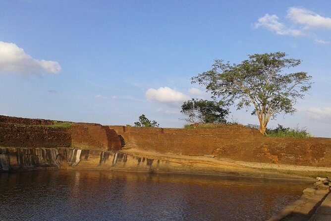 Sigiriya Day Tour - Dambulla Cave Temple - Why this Kandy day pairs Dambulla and Sigiriya so well