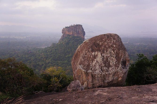 Sigiriya Lion Rock & Dambulla Cave Temple (Full Package) - Dambulla Cave Temple: a 2-hour dose of cave-world religion and art