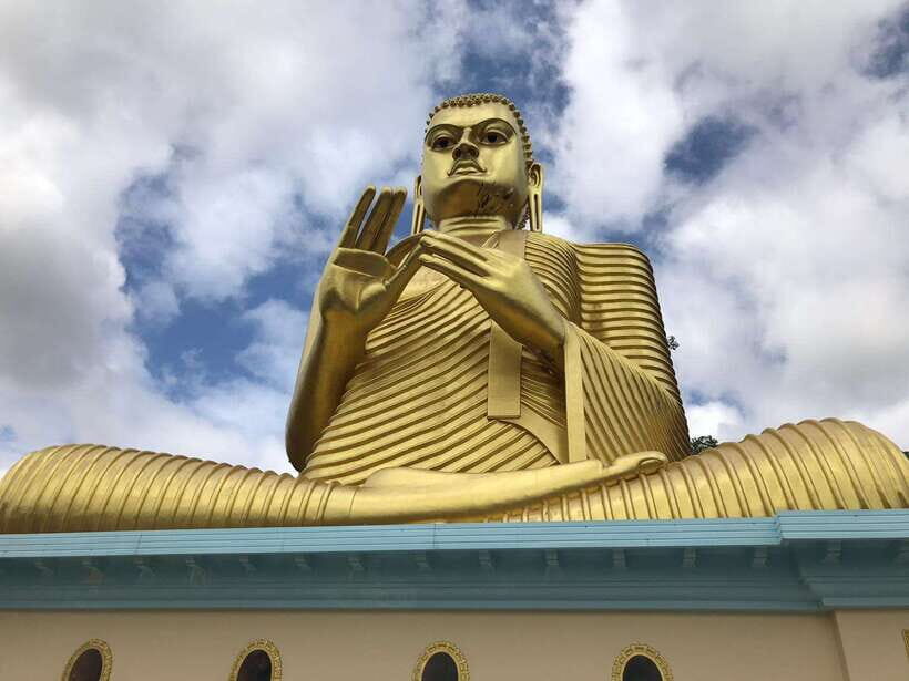 Sigiriya Lion's Rock & Dambulla Golden Cave Temple Trip - Key highlights that actually matter