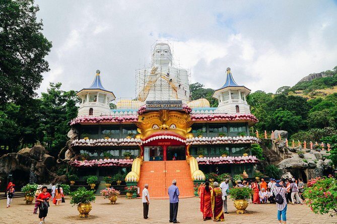 Sigiriya Rock and Dambulla Cave All Inclusive Private Day Trip - Lunch at a local restaurant: fuel matters on a 14-hour day