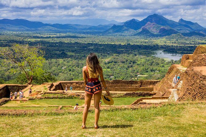 Sigiriya Rock and Dambulla Cave All Inclusive Private Day Trip - Guides and drivers: English service, and real-world variation
