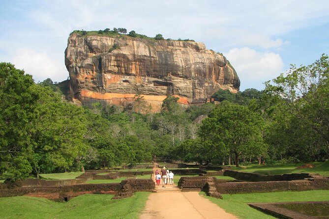Sigiriya Rock and Dambulla Cave Temples from Negombo (All inclusive day tour) - Key highlights you’ll feel the most