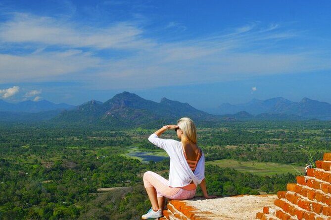 Sigiriya Rock & Cave Temple with Jeep Safari Private Day Trip - Sigiriya Lion Rock: what to expect on the 3-hour guided visit