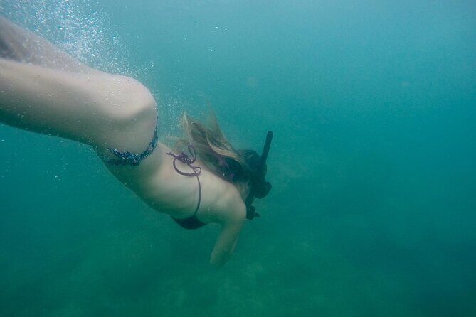 Snorkeling On Beautiful Rock Island - Unawatuna by Boat - Unawatuna Beach and the moment you start paying attention