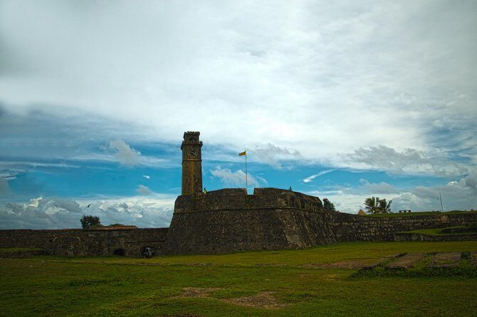 Southern Sri Lanka Sightseeing Day Trip From Colombo & Negombo - Galle Dutch Fort Ramparts and the Lighthouse Photo Stop