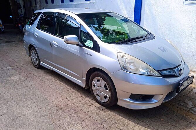 Sri Lanka Car Rental with Driver per Day | Car Van or MiniBus Rental with Driver - How the Colombo car-with-driver days actually feel (and why that matters)