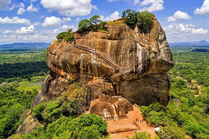 Sri Lanka Private Tour 12 days-Driver/vehicle/accommodation H/B - Price and what you’re really paying for