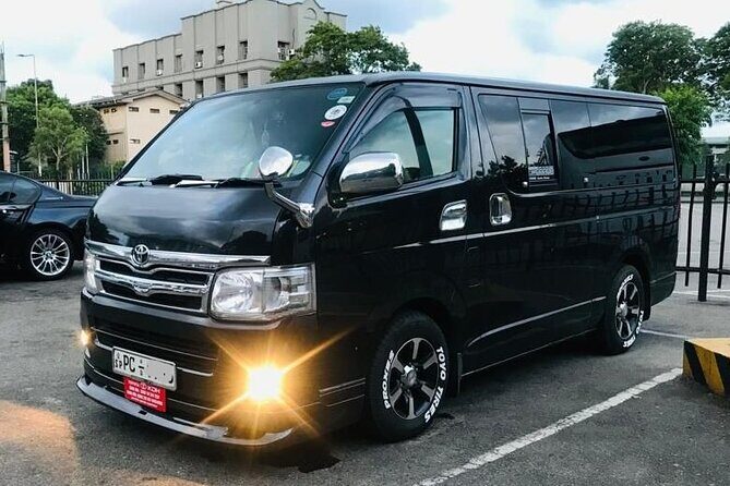 Sri Lanka Private Transfer from Colombo Airport to Anywhere - The Driver Experience: Professional, Courteous, and Easy to Communicate With