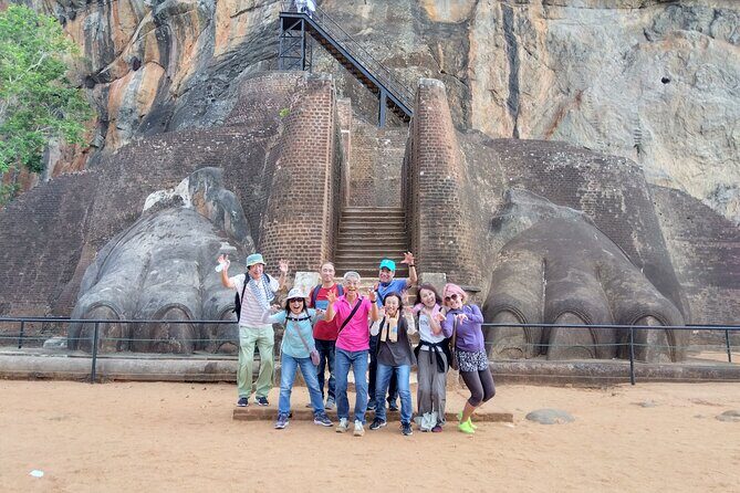 Sri Lanka Tour 06 Nights 07 Days with Hotels & Transport - Price and logistics: what $687 includes, and what you’ll likely pay extra
