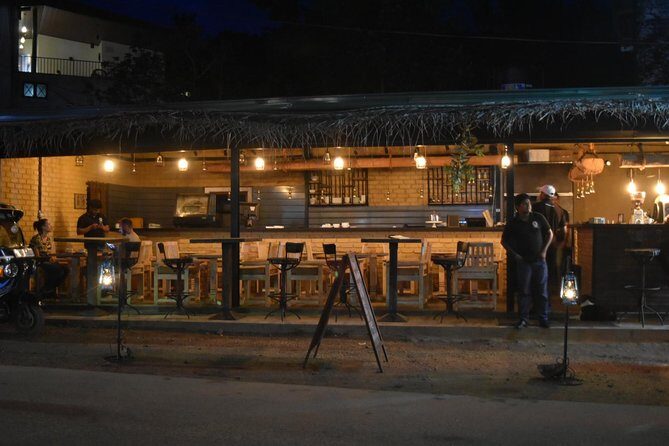Sri Lanka tours 12-Day wildlife Tour with driver,Car or Van and accommodations - Kandy and Nuwara Eliya: botanical gardens, tea stops, and cool air