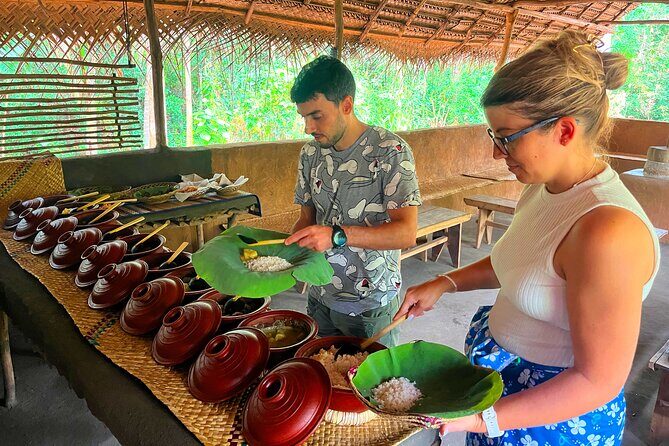 Sri Lanka Travel in 08 Nights 09 Days - Day 5: Tea country stops and the Nanu Oya to Ella train ride
