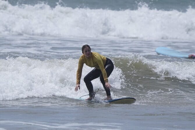 Surf with Apple - Apple’s coaching style: clear cues, good vibe, and lots of feedback