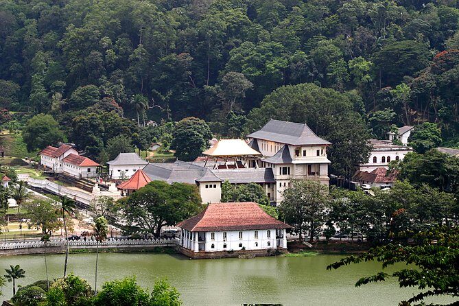 Temple of The Sacred Tooth Relic Entrance Ticket with Guide - Price and value: is $30 a good deal for Kandy’s biggest attraction?