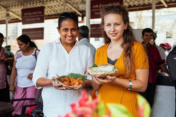 The 10 Tastings of Kandy With Locals: Private Street Food Tour - Why this private street-food plan works in Kandy
